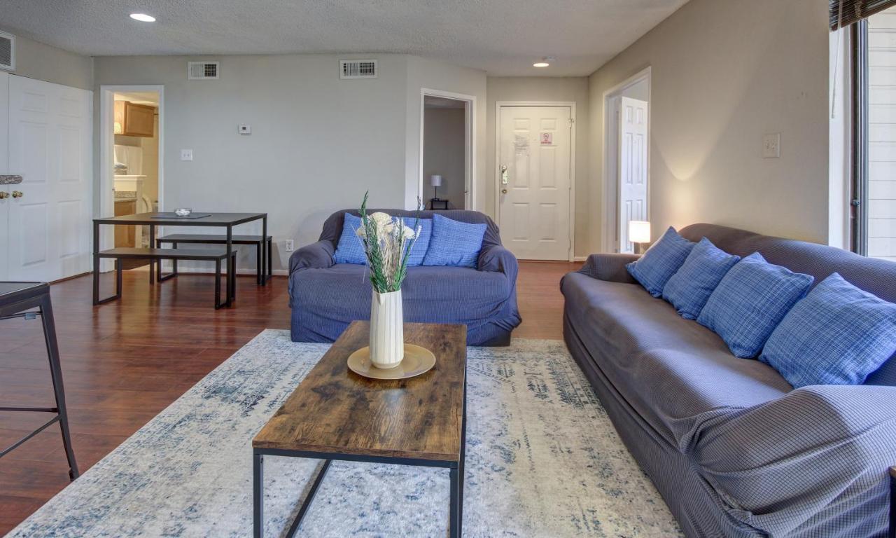 Lovely 2 Bedroom, 1 Bath Condo With Pools And Gym. Houston Luaran gambar